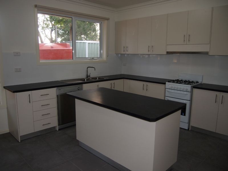 2/8 Lena Grove, Ringwood VIC 3134