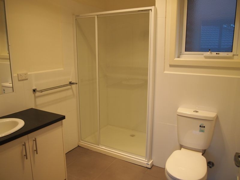 2/8 Lena Grove, Ringwood VIC 3134