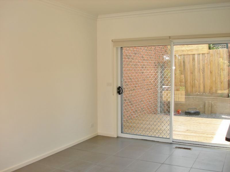 3/8 Lena Grove, Ringwood VIC 3134