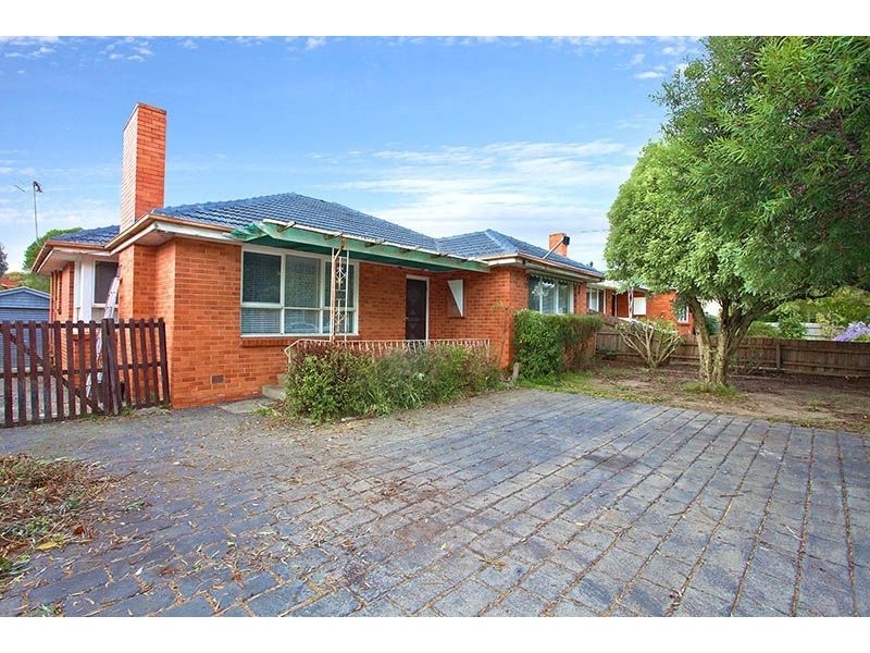 102 Shafer Road, Blackburn North VIC 3130