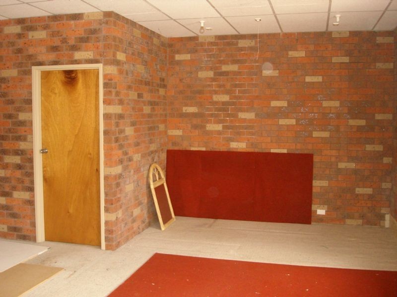 Upstairs/210 Whitehorse Road, Blackburn VIC 3130