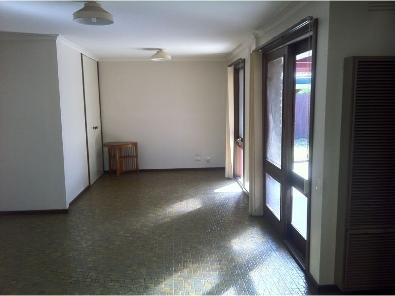 30 Cloverdale Close, Burwood East VIC 3151