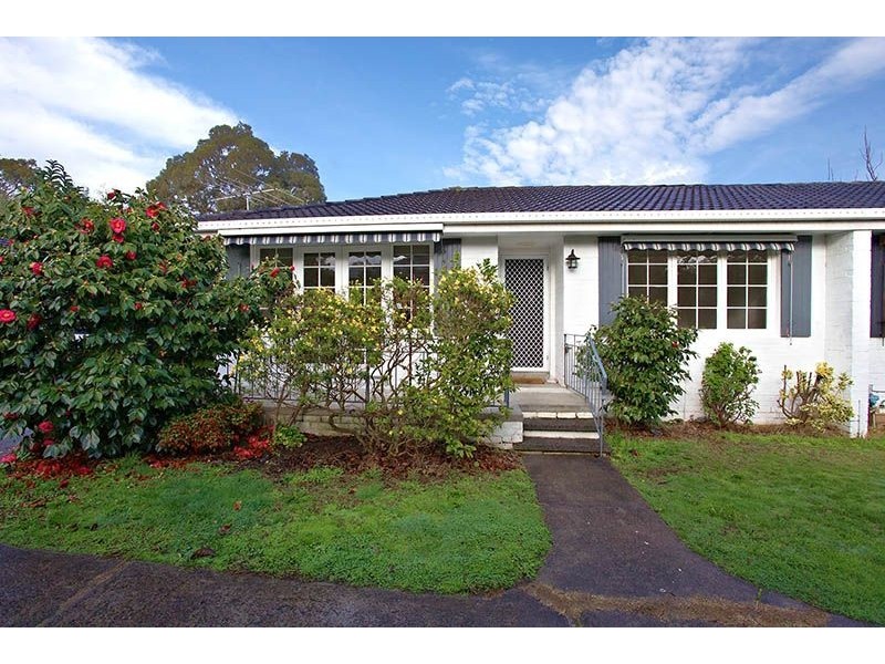 2/79 Surrey Road, Blackburn North VIC 3130