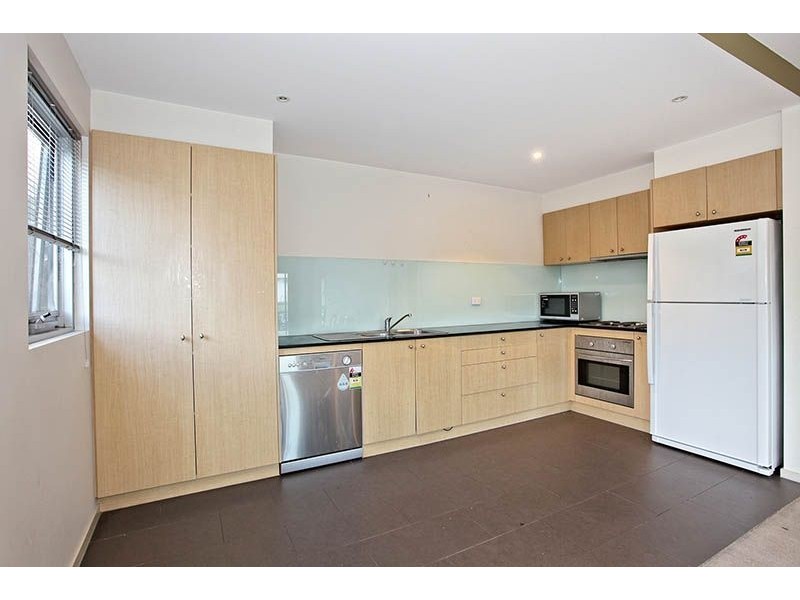2/29 Market Street, Nunawading VIC 3131