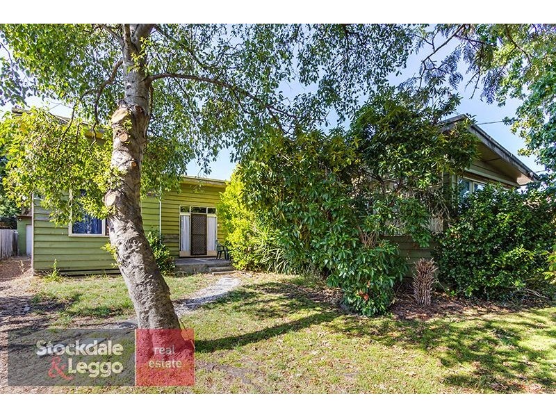 34 Mountfield Road, Mitcham VIC 3132