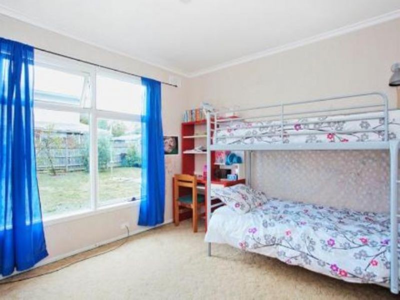 34 Mountfield Road, Mitcham VIC 3132