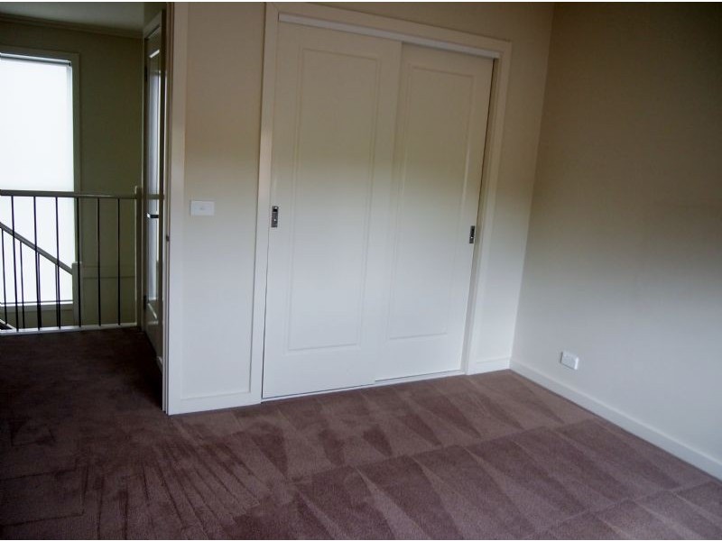 2/1082 Doncaster Road, Doncaster East VIC 3109