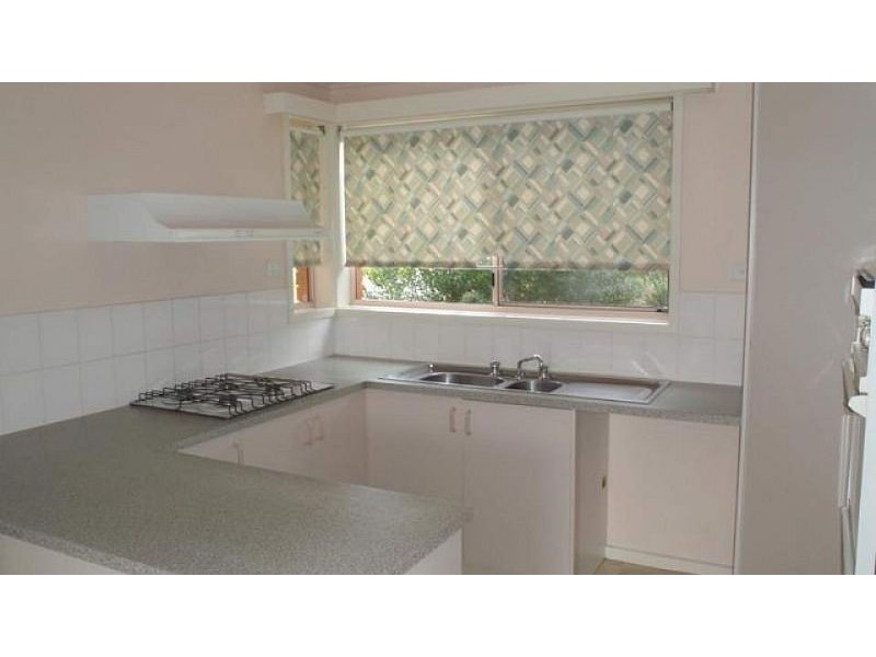 10 Carol Hancock Place, Croydon North VIC 3136