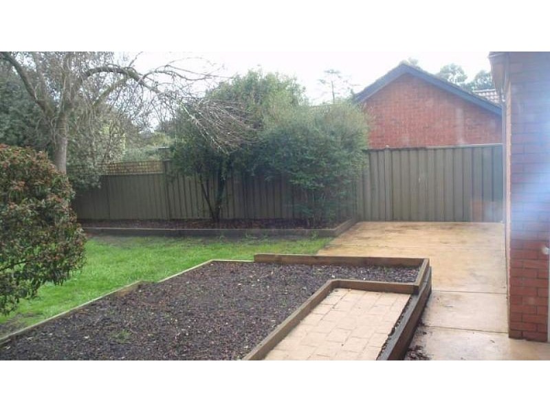 10 Carol Hancock Place, Croydon North VIC 3136