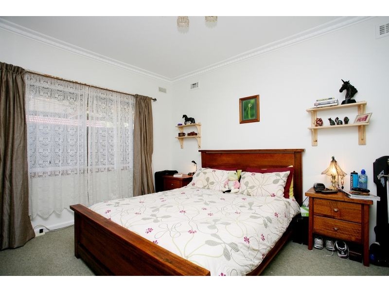 18 O’Shannessy Street, Nunawading VIC 3131
