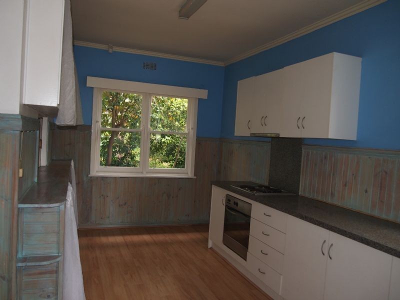 22 Glenice Avenue, Blackburn South VIC 3130