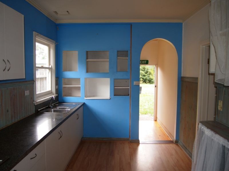 22 Glenice Avenue, Blackburn South VIC 3130