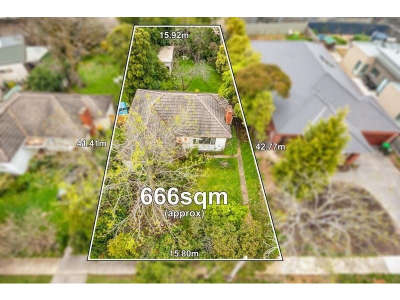 10 Dora Avenue, Blackburn VIC 3130
