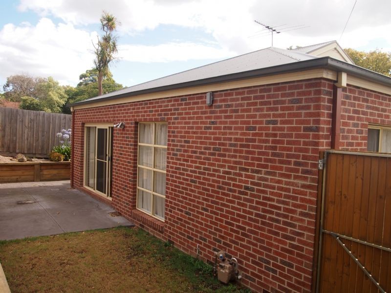 2a Lavelle Street, Blackburn South VIC 3130