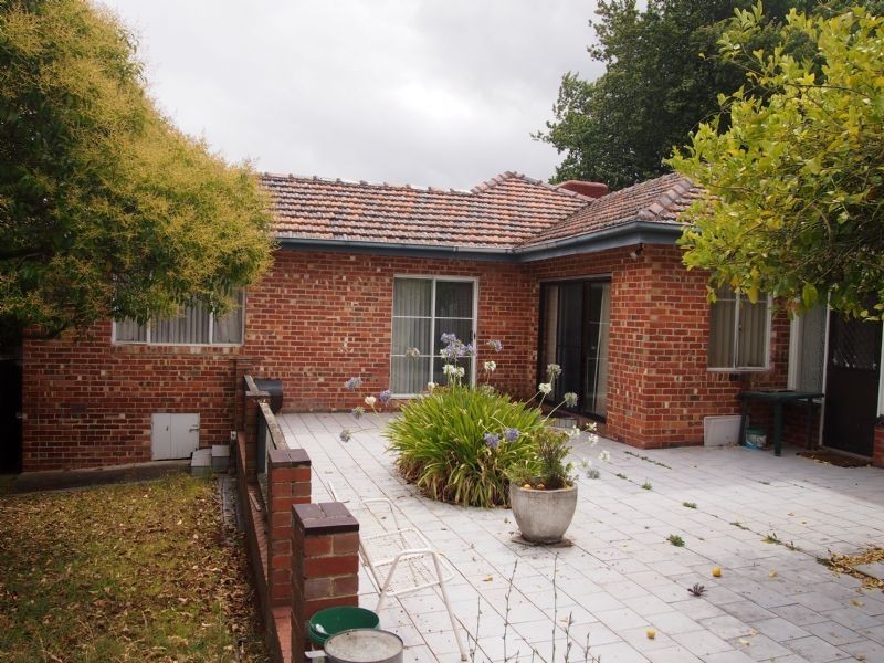 902 Station Street, Box Hill North VIC 3129