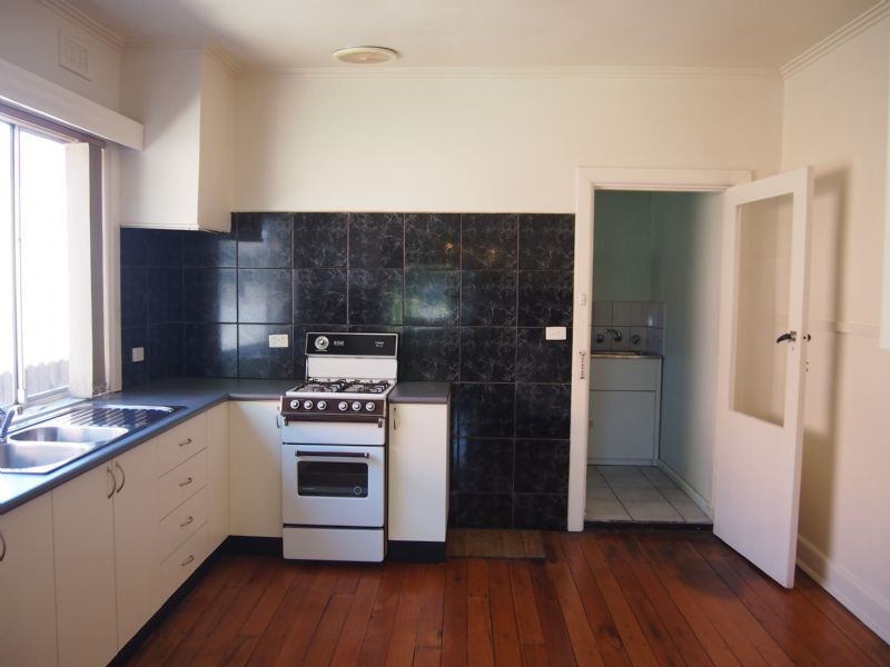 1/42 Maple Street, Blackburn VIC 3130