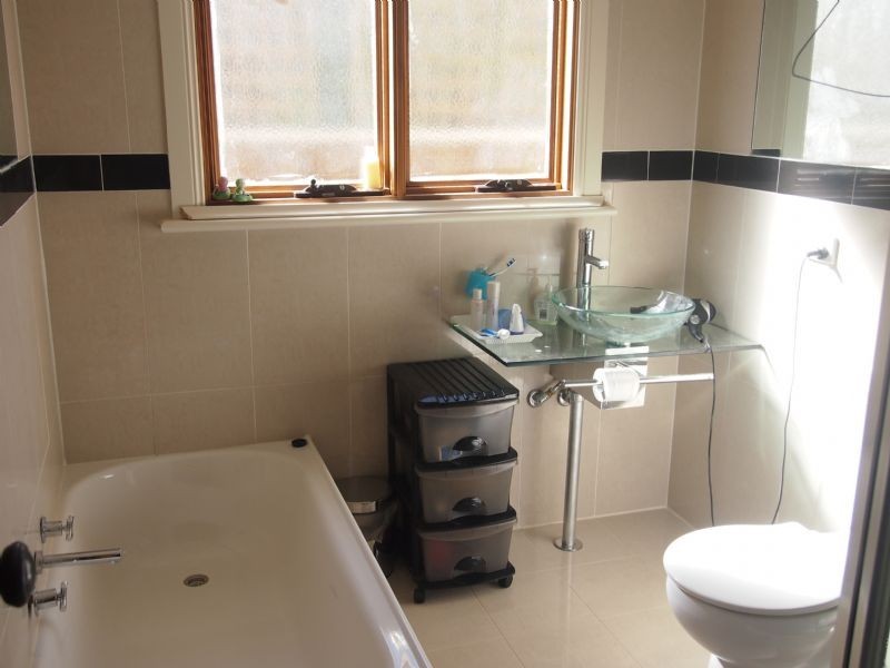 11 Hunter Street, Brunswick West VIC 3055