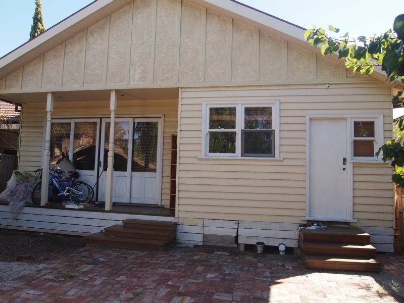 11 Hunter Street, Brunswick West VIC 3055