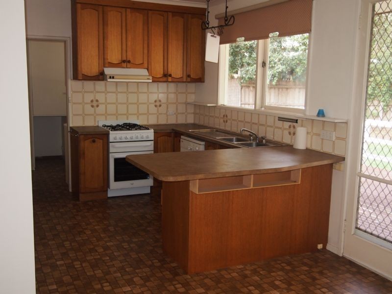 42 Wellington Avenue, Blackburn VIC 3130