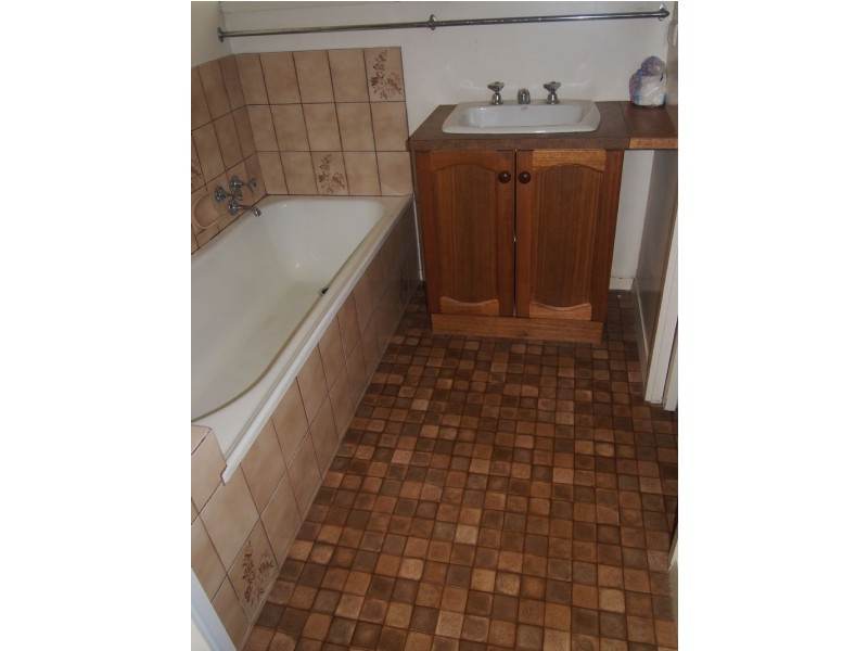 42 Wellington Avenue, Blackburn VIC 3130