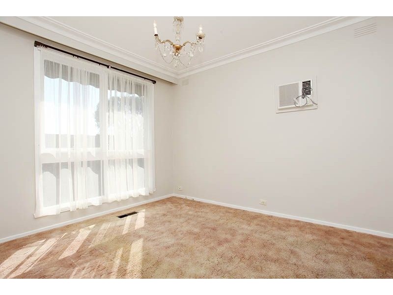 8 Shaun Avenue, Blackburn South VIC 3130