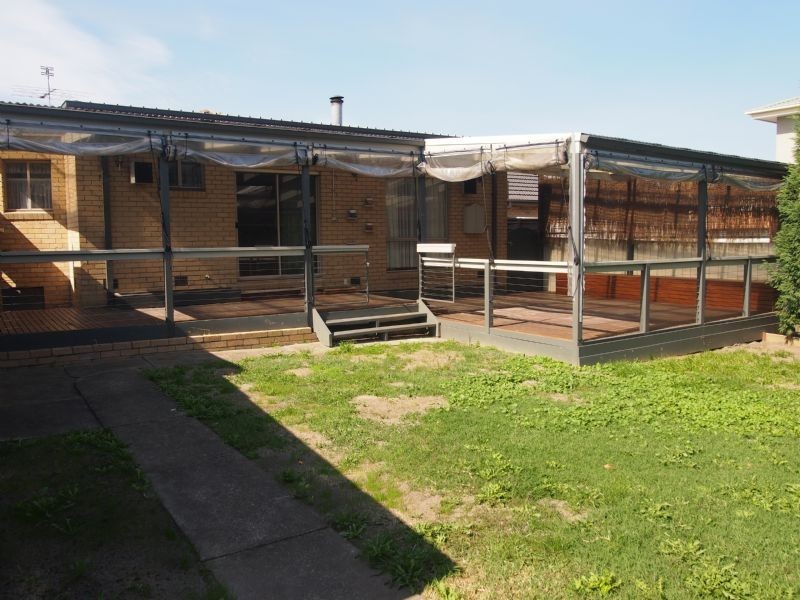 22 Woodcrest Road, Vermont VIC 3133