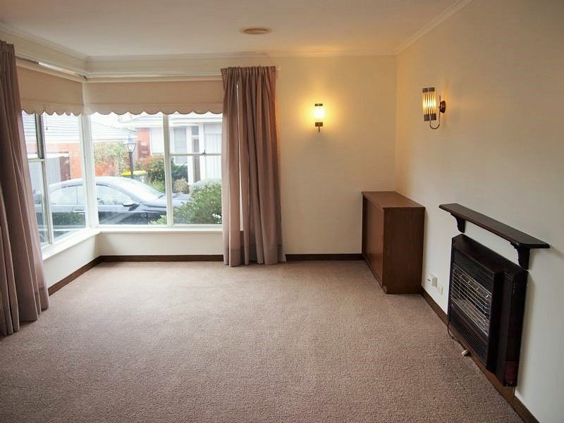 2/15 Central Avenue, Burwood VIC 3125