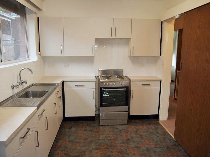 2/15 Central Avenue, Burwood VIC 3125