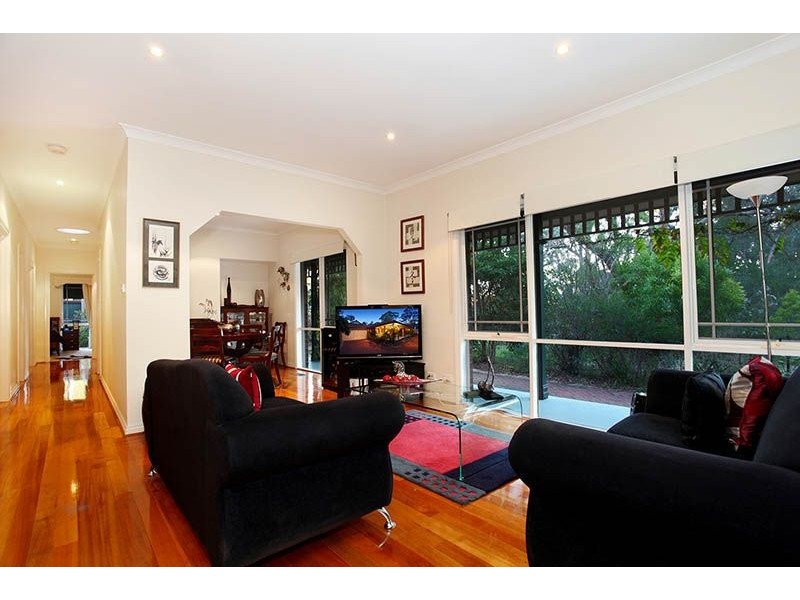 1/161 Canterbury Road, Blackburn VIC 3130