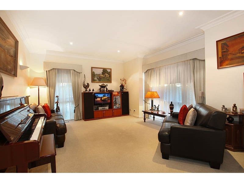 1/161 Canterbury Road, Blackburn VIC 3130