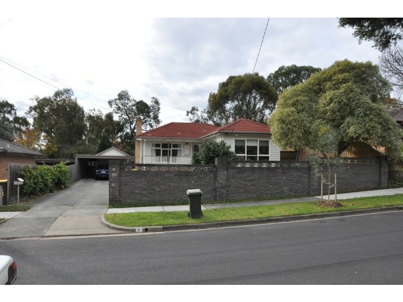 11 Brae Grove, Nunawading VIC 3131