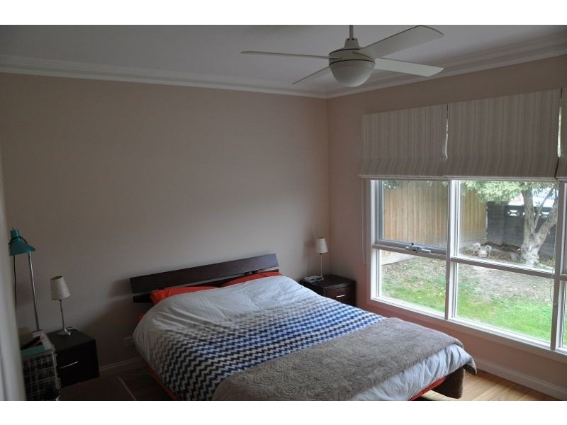 11 Brae Grove, Nunawading VIC 3131