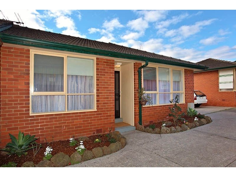 2/11 Main Street, Blackburn VIC 3130