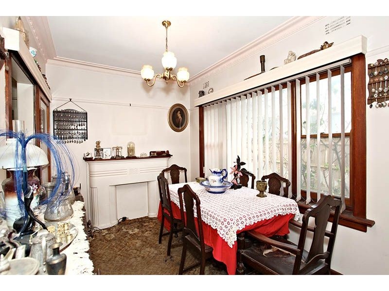 64 Heatherdale Road, Mitcham VIC 3132