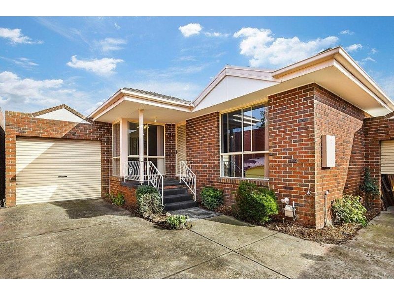 2/76 Shafer Road, Blackburn North VIC 3130