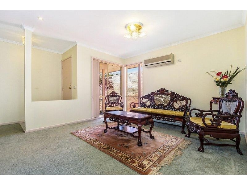 2/76 Shafer Road, Blackburn North VIC 3130