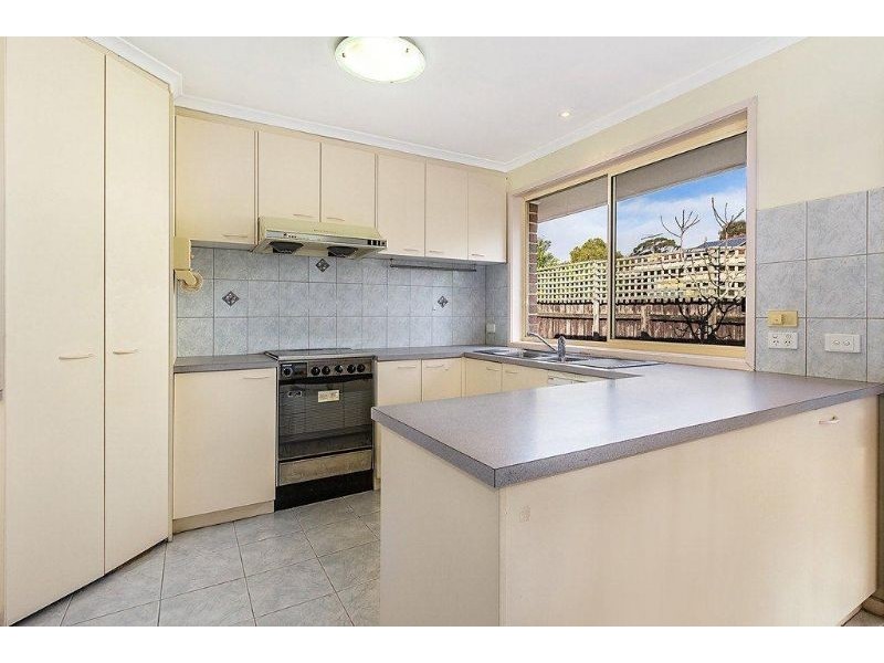 2/76 Shafer Road, Blackburn North VIC 3130