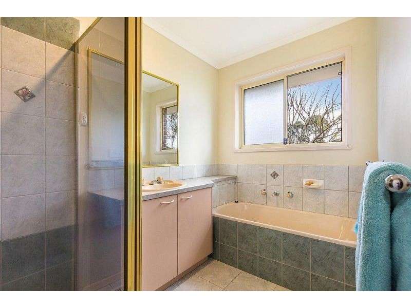 2/76 Shafer Road, Blackburn North VIC 3130