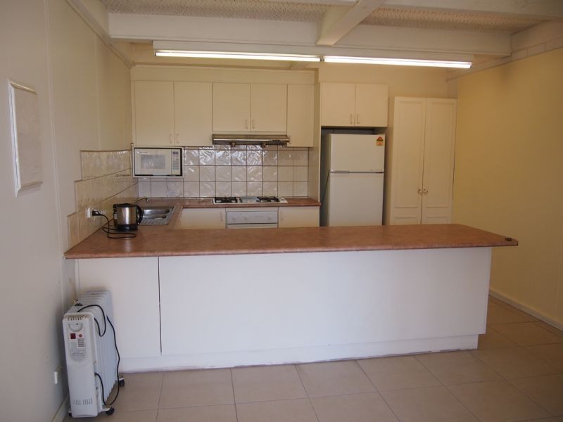 24 Hawthorn Road, Burwood East VIC 3151