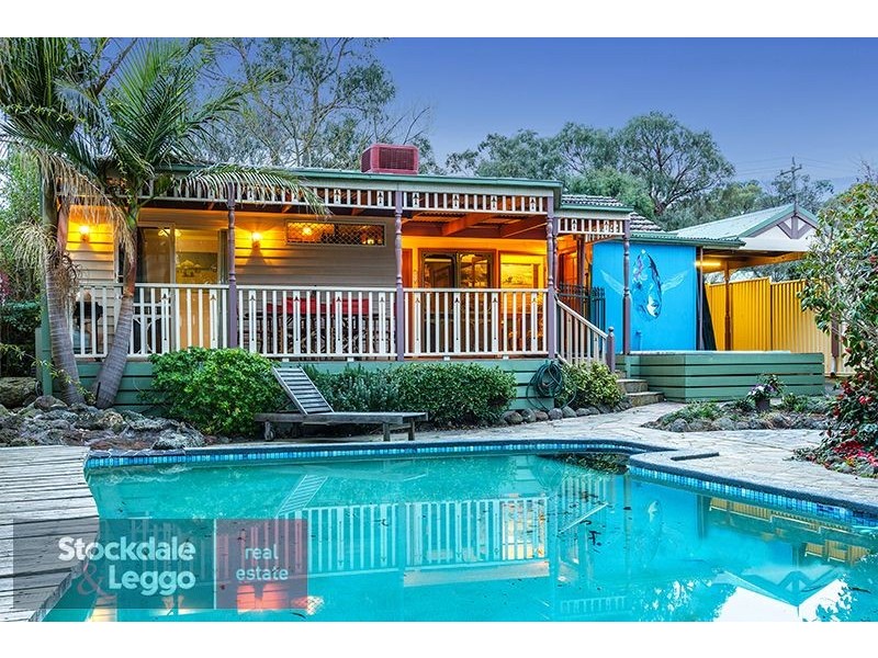 11 Walwa Street, Mitcham VIC 3132