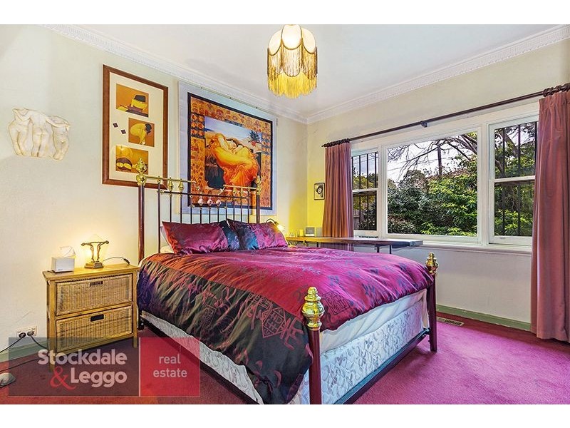 11 Walwa Street, Mitcham VIC 3132