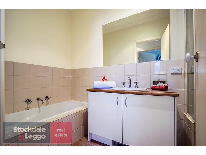 1D Ashlar Crescent, Blackburn VIC 3130