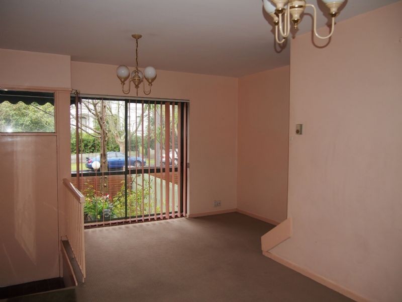 2/20 Albion Road, Box Hill VIC 3128