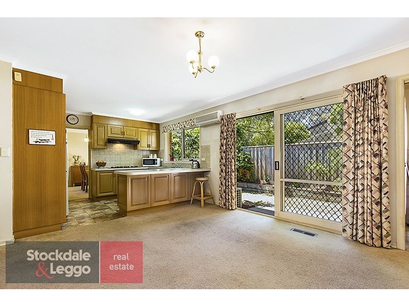 2/5 Holland Road, Blackburn South VIC 3130