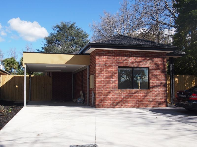 2 Meerut Street, Mitcham VIC 3132