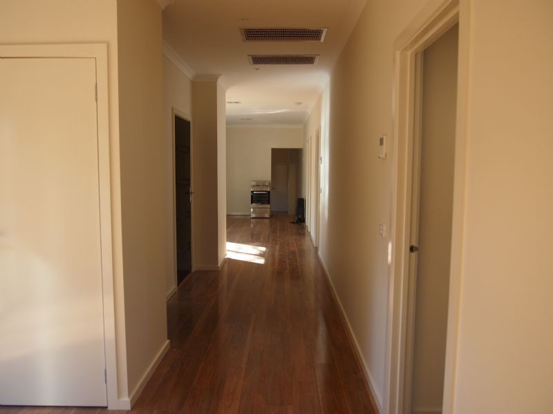 2 Meerut Street, Mitcham VIC 3132