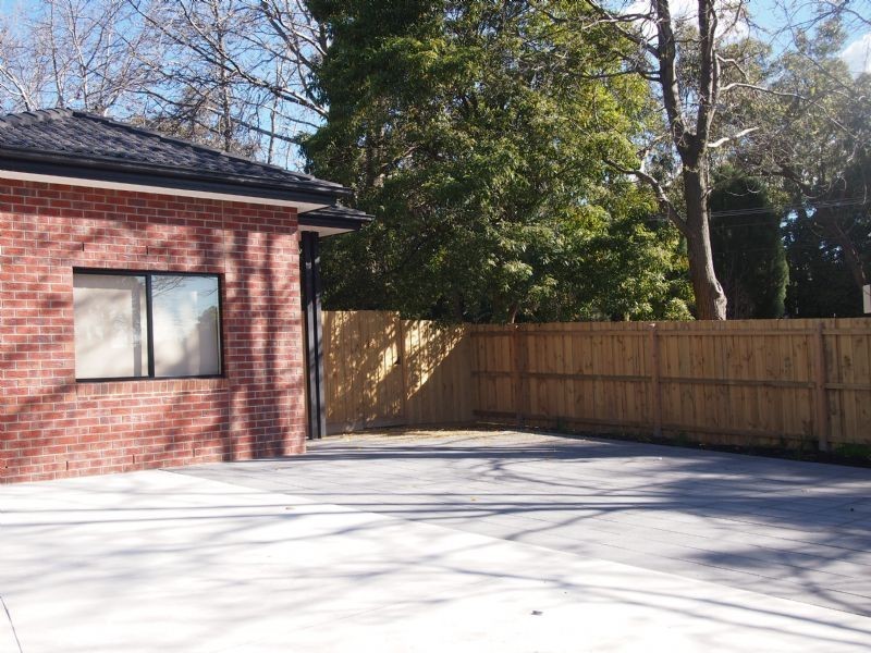 2 Meerut Street, Mitcham VIC 3132