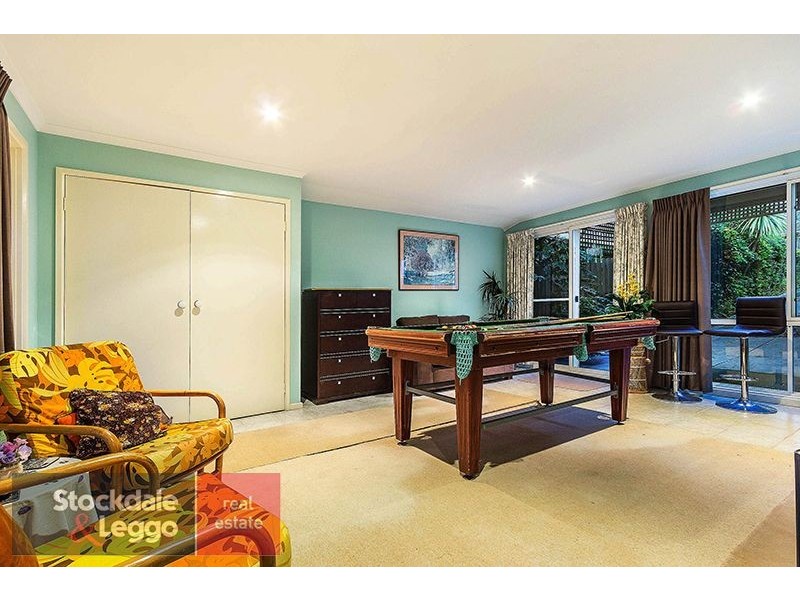 16 Ashburton Drive, Mitcham VIC 3132