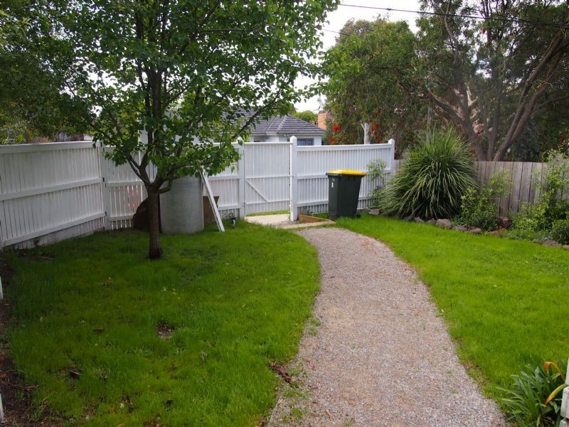 1/14 Jenner Street, Blackburn South VIC 3130