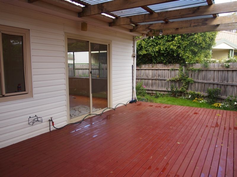 1/14 Jenner Street, Blackburn South VIC 3130